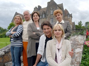 Die illustre Hochzeitsgesellschaft Foto: SWR/ARD Degeto/Stephen Powe