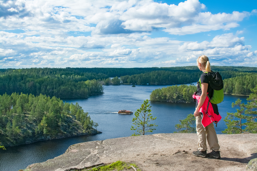 Ab sofort im Angebot: Sommerreisen nach Finnland. Bild: Tanhu/shutterstock